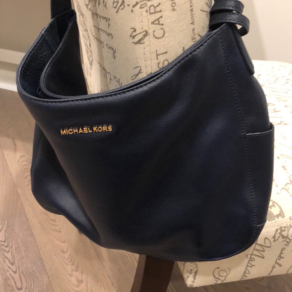 Michael Kors navy blue purse